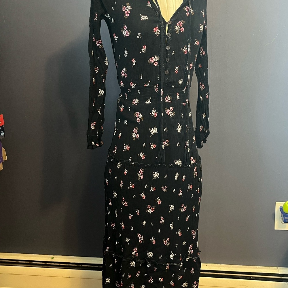 Black Floral Long Sleeve Dress